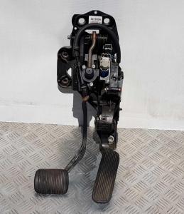 Педальный узел Ford Explorer 5 BB53 9F856; BB5A 9F836; CB5Z 2C434 B; BB5Z 2C434 B Педальный узел Ford Explorer 5 BB53 9F856; BB5A 9F836; CB5Z 2C434 B; BB5Z 2C434 B