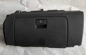 Бардачок Chevrolet Tahoe 2015-2020 22883560