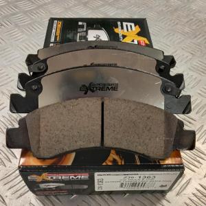 Колодки тормозные передние карбон-керамика (к-кт) Chevrolet Tahoe/Cadillac Escalade 2007-2020 Power Stop Z36 1363; 19257667; 25918341; 22742382; 25918342; 25910430; 25910431; 25910432