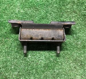 Опора АКПП Chevrolet Tahoe / Escalade 2021-н.в. 84718751