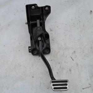 Педаль тормоза Ford Mustang 2015-2020 FR3Z 2455 C/D; FR3C 2D094 CC/CD Педаль тормоза Ford Mustang 2015-2020 FR3Z 2455 C/D; FR3C 2D094 CC/CD