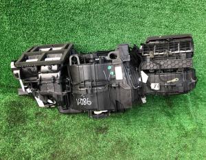 Корпус печки салона торпедная Cadillac Escalade 2015-2020 23472042 ; 23472041 ; 23117425