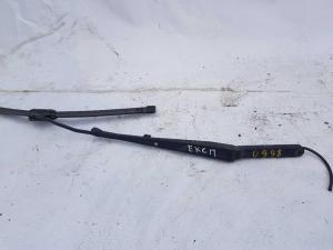 Поводок стеклоочистителя правый Chevrolet Express 2003-2014 25961210; 15947915; 15072708; 88958104; 12487590; 12367262; 22138636 Поводок стеклоочистителя правый Chevrolet Express 2003-2014 25961210; 15947915; 15072708; 88958104; 12487590; 12367262; 22138636