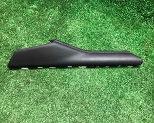 Накладка декоративная подлокотника левая Chevrolet Tahoe 2021-н.в. 84816358