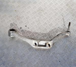 Кронштейн редуктора переднего Chevrolet Tahoe 1999-2006 15999801 Кронштейн редуктора переднего Chevrolet Tahoe 1999-2006 15999801
