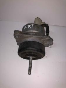 Опора ДВС правая (2.3L) Ford Mustang 2015-2020 FR3Z 6038 H/A/E; FR3C 6B032 AD/AC/HA