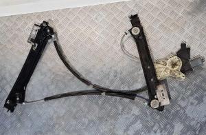 Стеклоподъемник правый Chevrolet Camaro 2011-2015 22877928; 22877930 Стеклоподъемник правый Chevrolet Camaro 2011-2015 22877928; 22877930