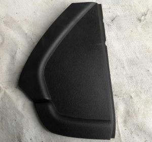 Крышка блока предохранителей левая Chevrolet Tahoe 2016-2020 84015621 ; 84414205 ; 84760071 ; 23434593