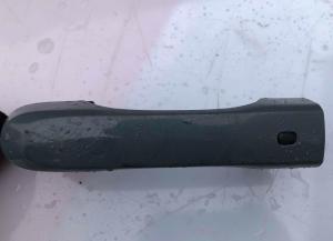 Ручка пассажирской двери Jeep Renegade 2015-2023 735666460 ; 5UW69TZZAA