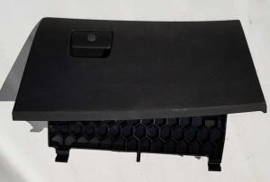 Бардачок Chevrolet Camaro 2009-2015 22943366 Бардачок Chevrolet Camaro 2009-2015 22943366
