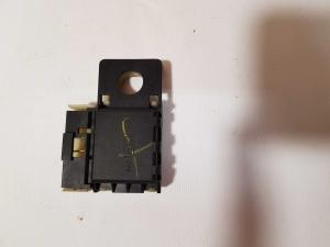 Концевик педали тормоза Chevrolet  2000-2006 15128874 ; 15163032 Концевик педали тормоза Chevrolet  2000-2006 15128874 ; 15163032