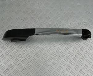 Ручка правая Jeep Commander 2005-2010 5JU46RXFAC; 5JU46RXFAE; 5JU46RXFAD Ручка правая Jeep Commander 2005-2010 5JU46RXFAC; 5JU46RXFAE; 5JU46RXFAD