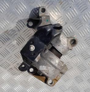 Опора АКПП верхняя Ford Explorer 5 2013-2017 DB5Z 6038 B; DB53 6F020 AC; BB5Z 6038 B