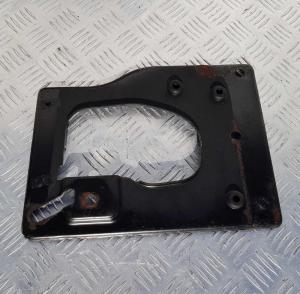 Кронштейн воздушного фильтра Chevrolet Tahoe 1999-2006 15295257; 15735435 Кронштейн воздушного фильтра Chevrolet Tahoe 1999-2006 15295257; 15735435