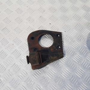 Кронштейн переднего редуктора левый Hummer H3 2005-2010 15856422; 10360980 Кронштейн переднего редуктора левый Hummer H3 2005-2010 15856422; 10360980