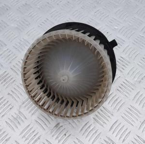 Мотор отопителя Chevrolet Tahoe 2006-2014 22741027; 20883397; 20828731; 20760618; 25860468; 89018758; 89018283; 52495872; 52439553