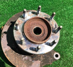 Ступица передняя Hummer H2 1999-2007 15946732 ; 15112408 ; 89059056 ; 15225750 ; 15753476 ; 15104907 ; 15112411