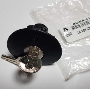 Крышка заливной горловины топливного бака (с ключами) Ford Explorer 2008-2017 8U5Z 9C268 B; 8U5Z 9C268 A