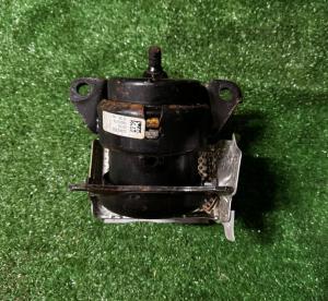 Опора ДВС левая Cadillac Escalade 2015-2020 84175583 ; 23350680 ; 84086741 ; 23438594 ; 23466350 ; 84086741