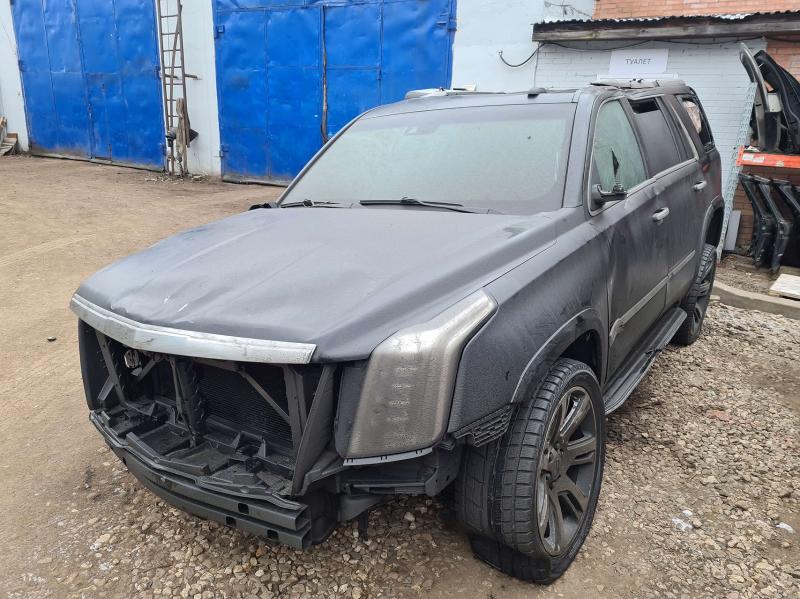 В разборе Cadillac escalade 6.2L 2016г.