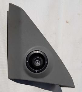 Блок регулировки зеркал Ford Mustang 2004-2009 5F9T 17B676; 4R33 17D699 Блок регулировки зеркал Ford Mustang 2004-2009 5F9T 17B676; 4R33 17D699