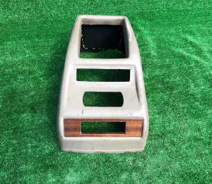 Корпус центральной консоли Chevrolet Express 2003-2014 65468584