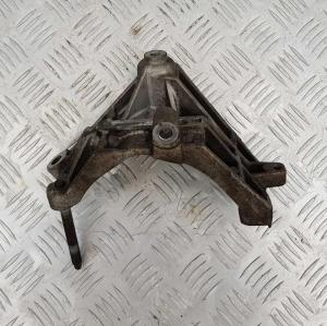 Кронштейн генератора (3.6L) Chevrolet Camaro 2012-2015 12612734 Кронштейн генератора (3.6L) Chevrolet Camaro 2012-2015 12612734