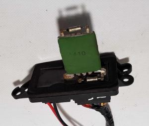 Резистор отопителя Chevrolet Tahoe 1999-2006 22807123 Резистор отопителя Chevrolet Tahoe 1999-2006 22807123