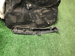 Кронштейн подкрылка/Локера задний левый Chevrolet Tahoe 2021-н.в. 84805293  ; 84805295