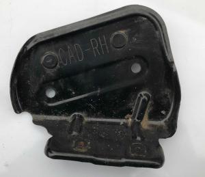 Кронштейн дверной карты пассажирской Cadillac Escalade 2015-2020 23455222 ; 22910270