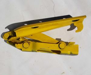 Петля капота левая Chevrolet Camaro 2009-2015 92235925 Петля капота левая Chevrolet Camaro 2009-2015 92235925