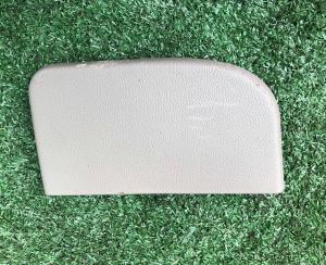 Крышка пола второго ряда левая Cadillac Escalade / Tahoe 2015-2020 23136919 ; 23126918