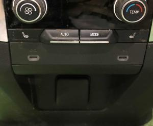 Разъем USB подлокотника задний Chevrolet tahoe 2021-н.в. 84803141