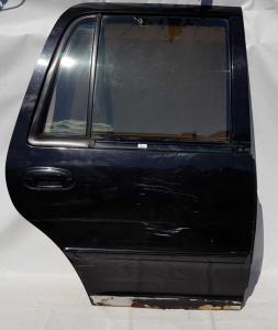 Дверь задняя правая Ford Expedition F75Z 7824630 AA Дверь задняя правая Ford Expedition F75Z 7824630 AA