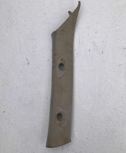 Накладка стойки пассажирская Cadillac Escalade 2015-2016 23483742 ; 23425087