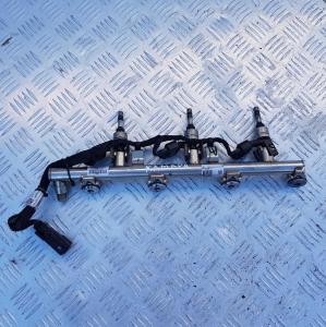 Топливная рампа правая (3.6L) Chevrolet Camaro 2009-2016 12629929; 12634126; 12629930