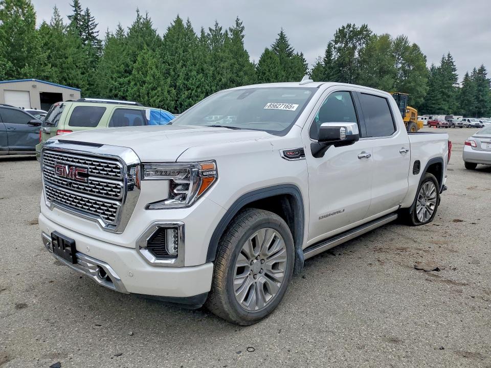 В разборе GMC Sierra 6.2L 2021