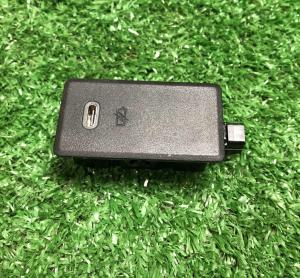 Разъем USB обшивки багажника правой Chevrolet Tahoe / Escalade 2021-н.в. 13534567