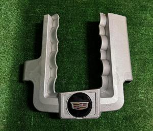 Декоративная крышка ДВС Cadillac Escalade 2015-2020 12669503 ; 12662573 Декоративная крышка ДВС Cadillac Escalade 2015-2020 12669503 ; 12662573
