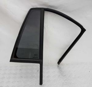 Стекло/Форточка двери задней правой с уплотнителем Chevrolet TrailBlazer 2001-2009 25949488; 25827684; 15946960; 15828797; 15138548; 15126375