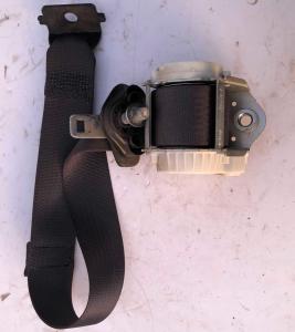 Ремень безопасности третего ряда правый Cadillac Escalade / Tahoe 2015-18 23260028 ; 23468520 ; 23429993