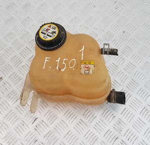 Расширительный бачок Ford F150 1996-2003 1L24 8A080 AA; 3L3Z 8A080 AB; XL3Z 8A080 AA
