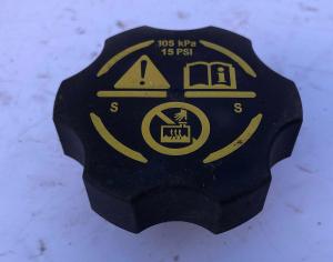 Крышка радиатора Cadillac Escalade / Tahoe 2014-2020 13502354