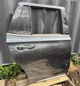Дверь задняя правая Cadillac Escalade 2021-н.в. 85841908