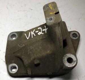 Кронштейн двигателя Jeep Grand Cherokee WK2 2011-2015 52124987AB