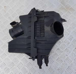Корпус воздушного фильтра Ford Escape 2000-2007 5L8U 9661 BB; 44ZH 1779; VP5L8U 9643 BA; 7L8Z 9600 BBRM Корпус воздушного фильтра Ford Escape 2000-2007 5L8U 9661 BB; 44ZH 1779; VP5L8U 9643 BA; 7L8Z 9600 BBRM