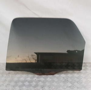 Стекло двери задней левой Ford Escape 2000-2007 5L8Z 7825713 AA; YL8Z 7825713 AA; 5L84 7825713 AA; EC1373511 Стекло двери задней левой Ford Escape 2000-2007 5L8Z 7825713 AA; YL8Z 7825713 AA; 5L84 7825713 AA; EC1373511