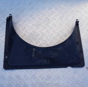 Диффузор вентилятора охлаждения нижний (4.0L) Ford Explorer 4 2006-2010 6L2Z 8146 B; 6L24 8A247 BD