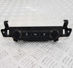 Панель прикуривателей/ Кнопки рег. педалей, Traction control, парктроников Chevrolet Tahoe 2006-2014 22778094; 15916346; 15261300; 15916337 Панель прикуривателей/ Кнопки рег. педалей, Traction control, парктроников Chevrolet Tahoe 2006-2014 22778094; 15916346; 15261300; 15916337