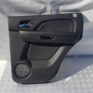 Обшивка двери задней правой Chevrolet Tahoe 2006-2014 20895867 Обшивка двери задней правой Chevrolet Tahoe 2006-2014 20895867